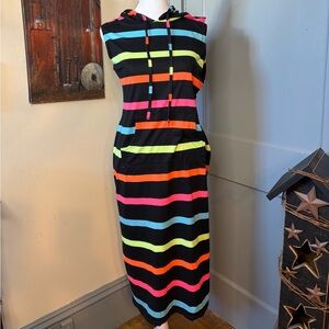 Bobbie Brooks Black and Pink Sleeveless Hooded Dress